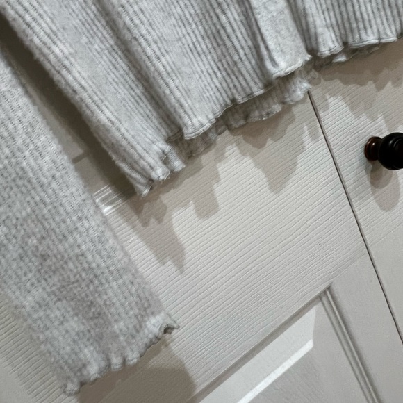 Juniors Pink Rose brand cardigan - Picture 4 of 4